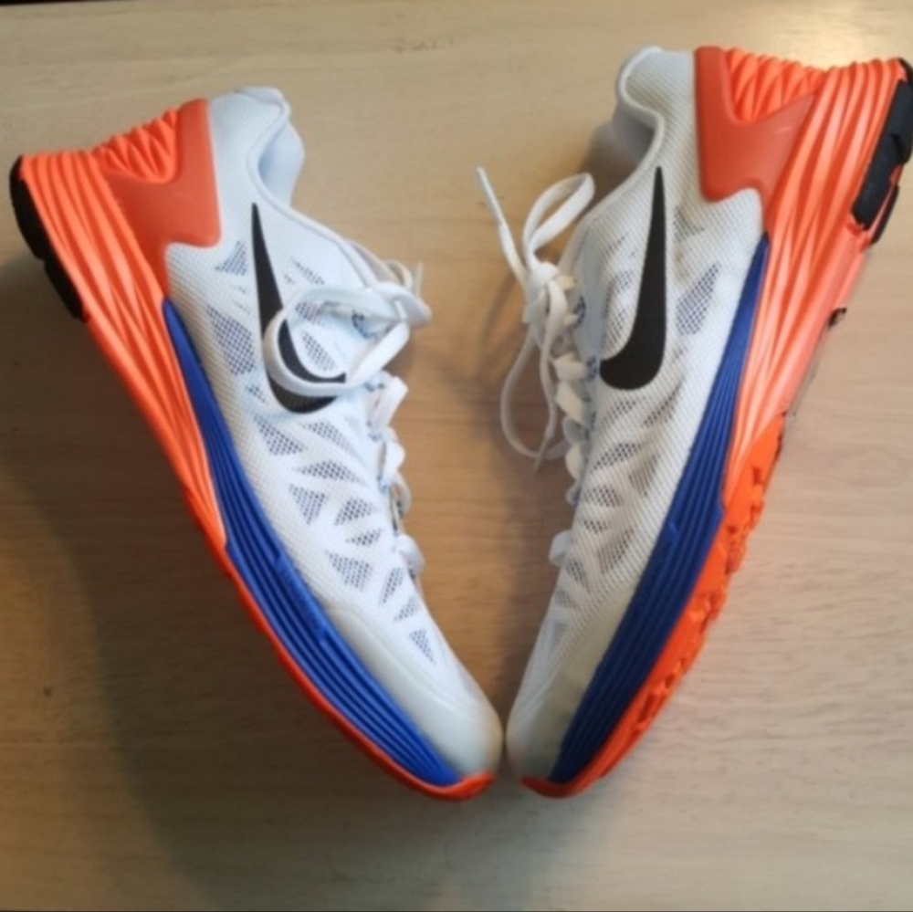 NWOT Nike Youth Lunarglide 6 Running Sneakers Sz 6Y - Picture 2 of 3